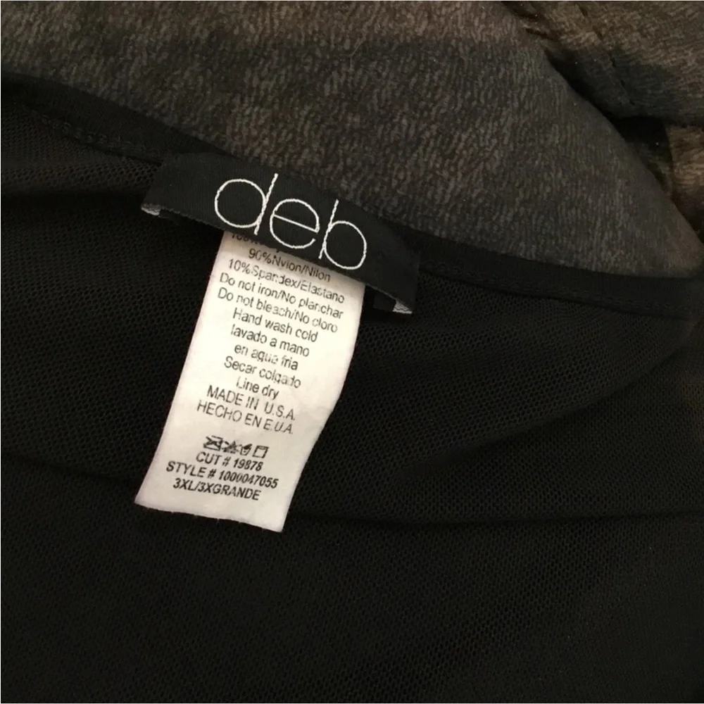 Deb hi Lo embellished hi Lo scoop neck blouse Woman’s 3X lightweight - Picture 14 of 15